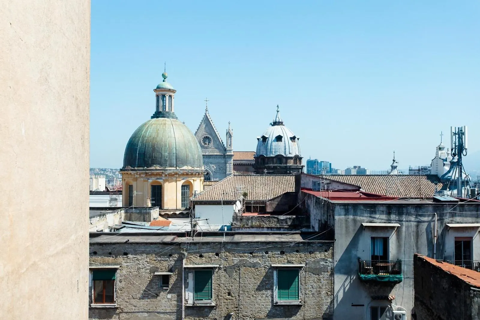 Appartamento La Casa Tra I Monumenti Napoli 0*,  Italia